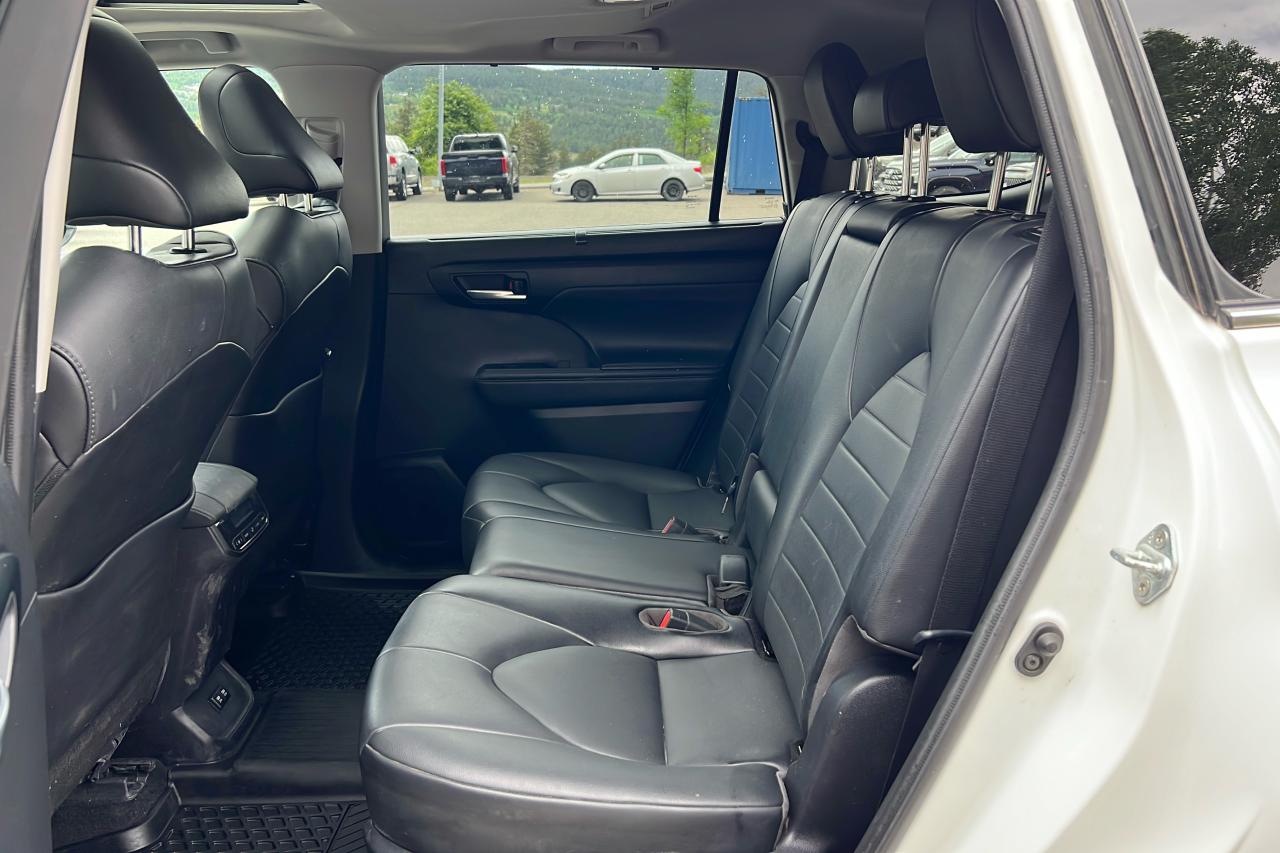 2021 Toyota Highlander XLE Photo