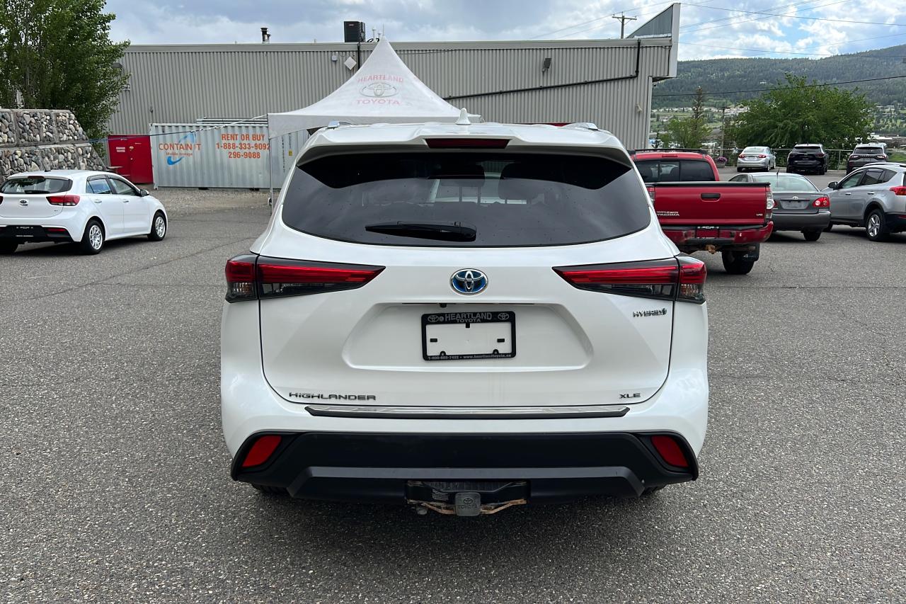 2021 Toyota Highlander XLE Photo