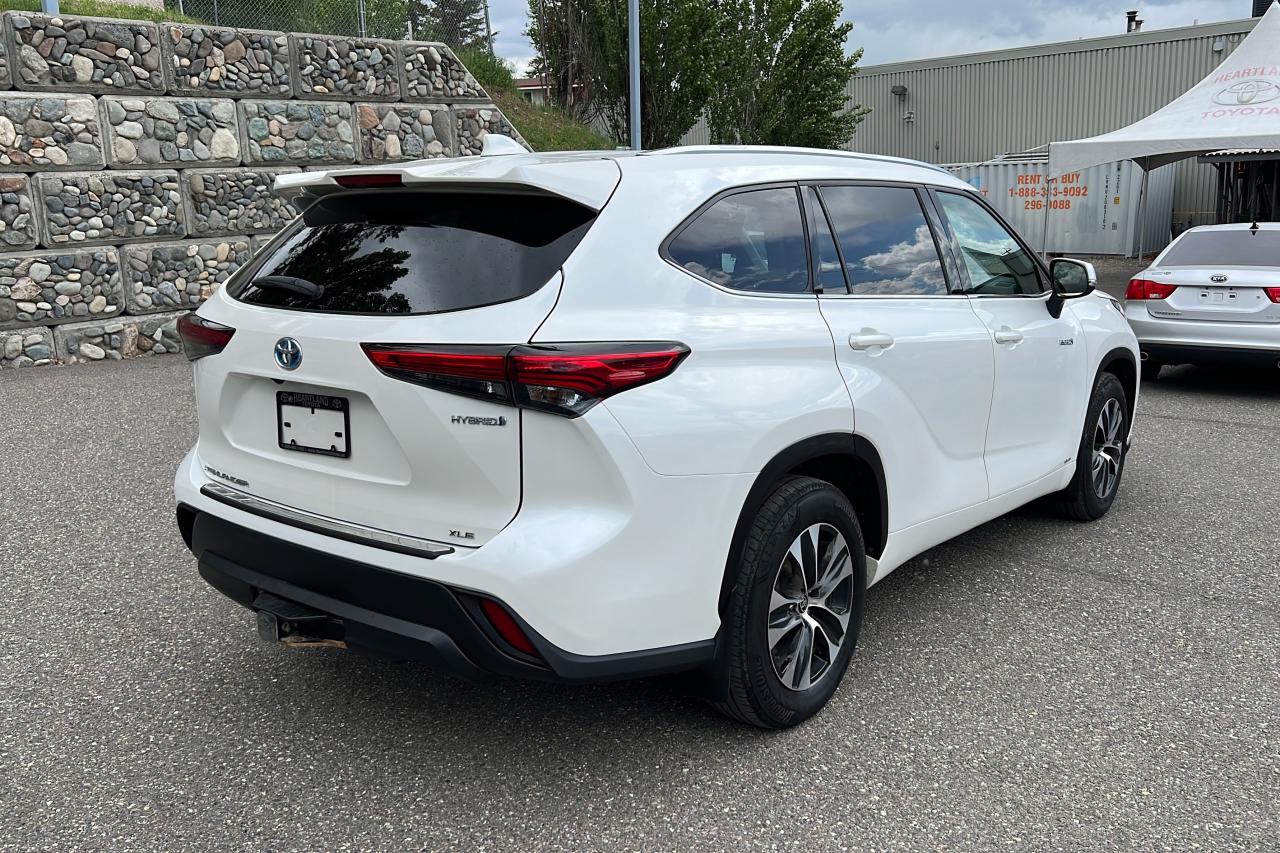 2021 Toyota Highlander XLE Photo
