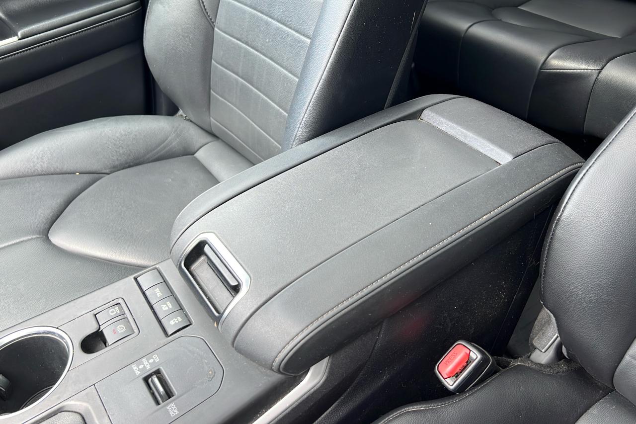 2021 Toyota Highlander XLE Photo