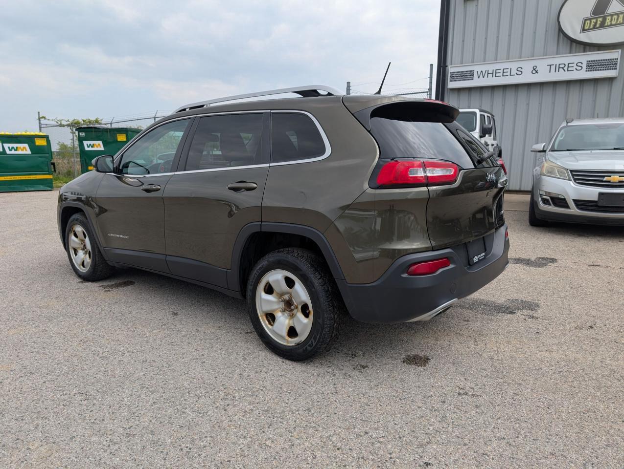 2015 Jeep Cherokee Limited Photo1