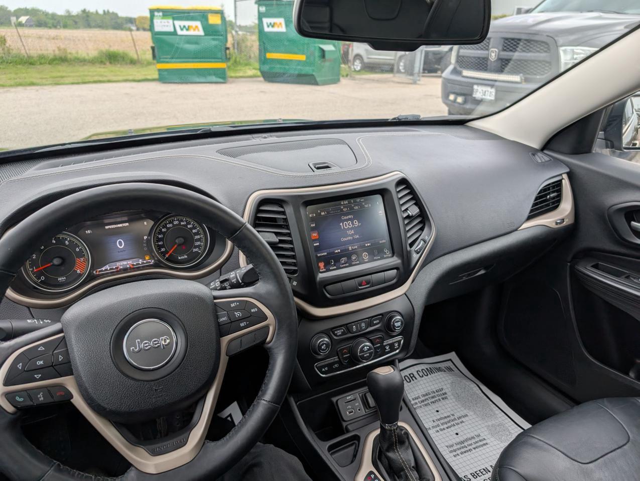 2015 Jeep Cherokee Limited Photo