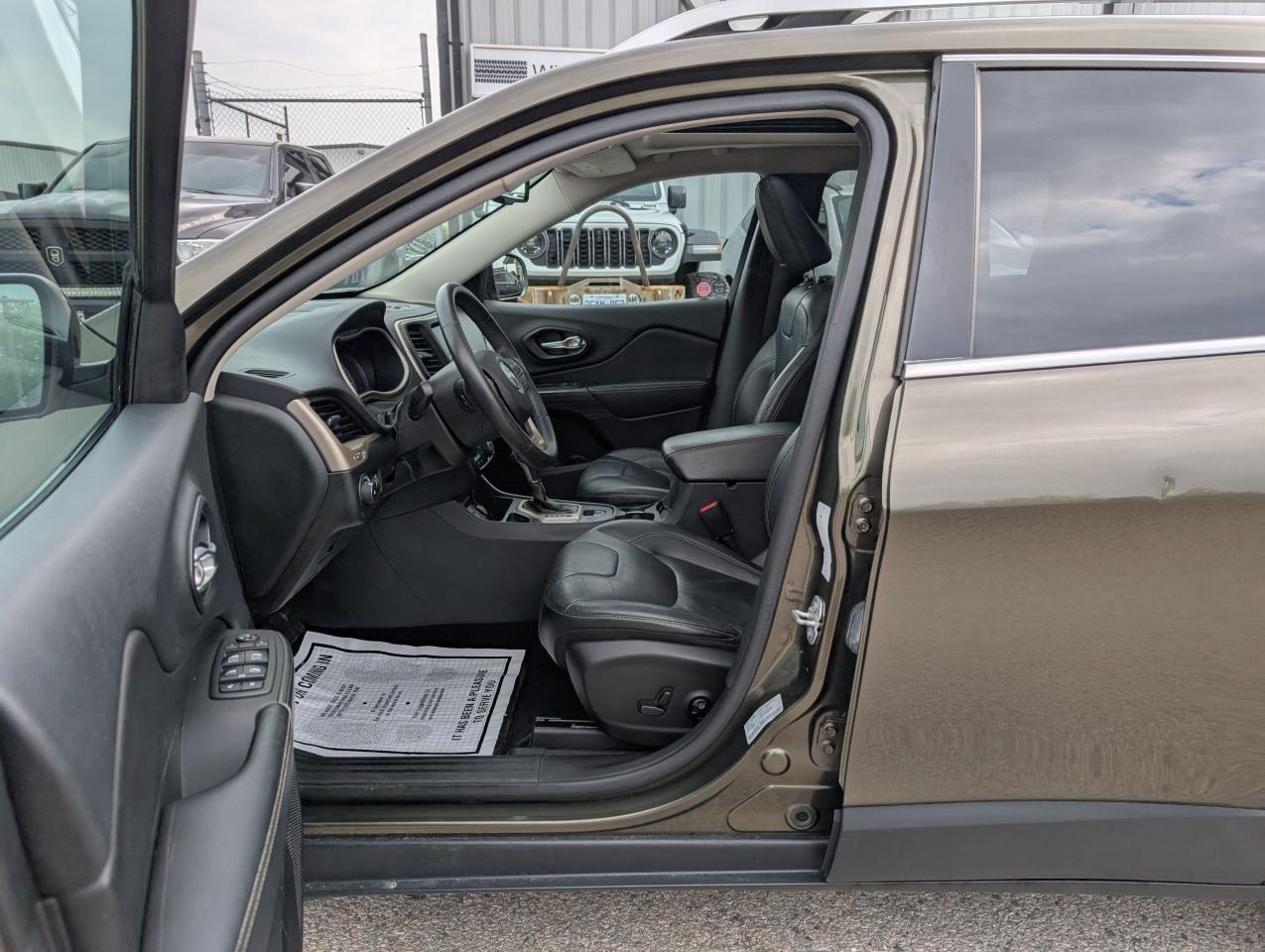 2015 Jeep Cherokee Limited Photo