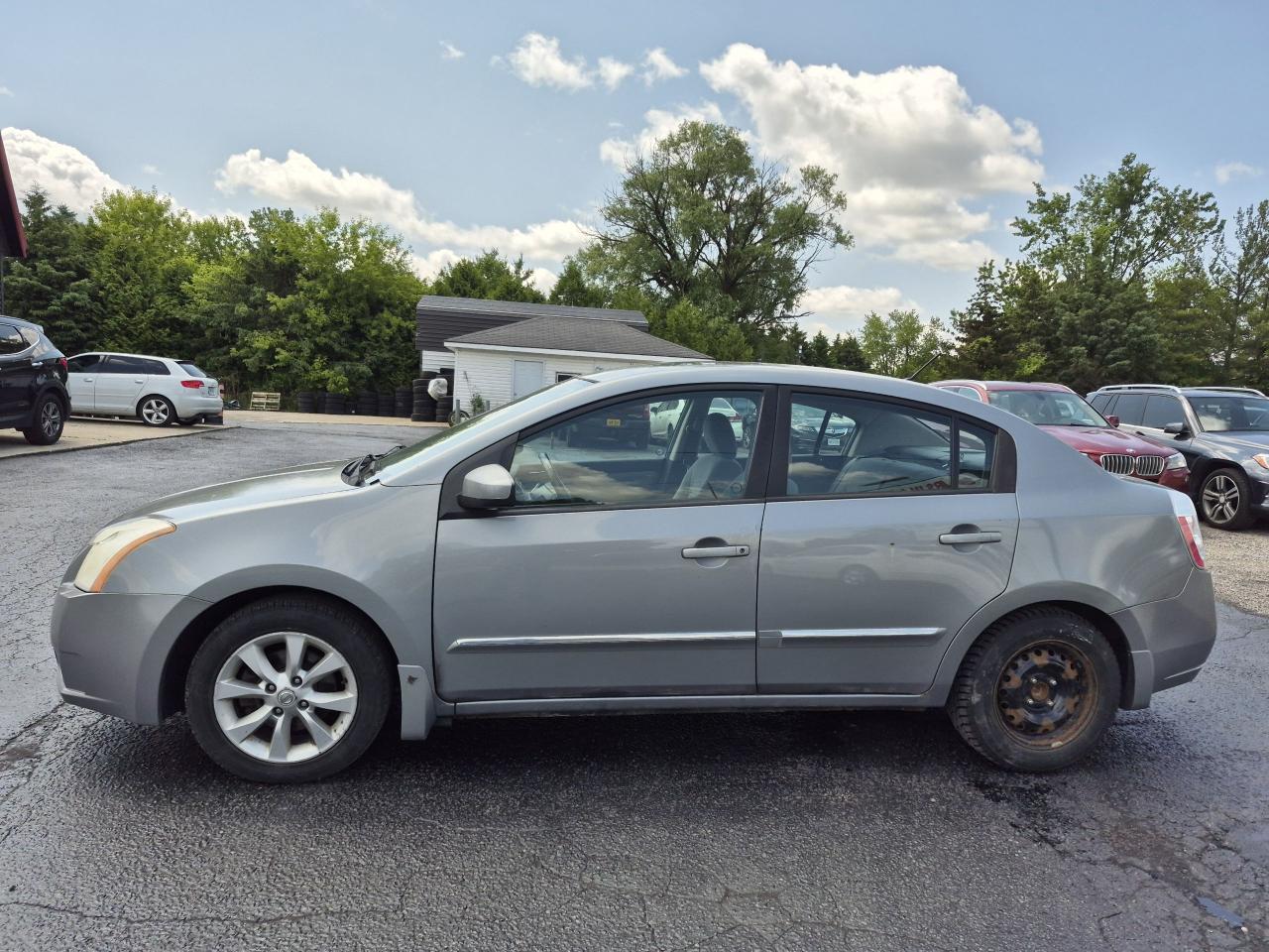 2010 Nissan Sentra 2.0 S Photo23