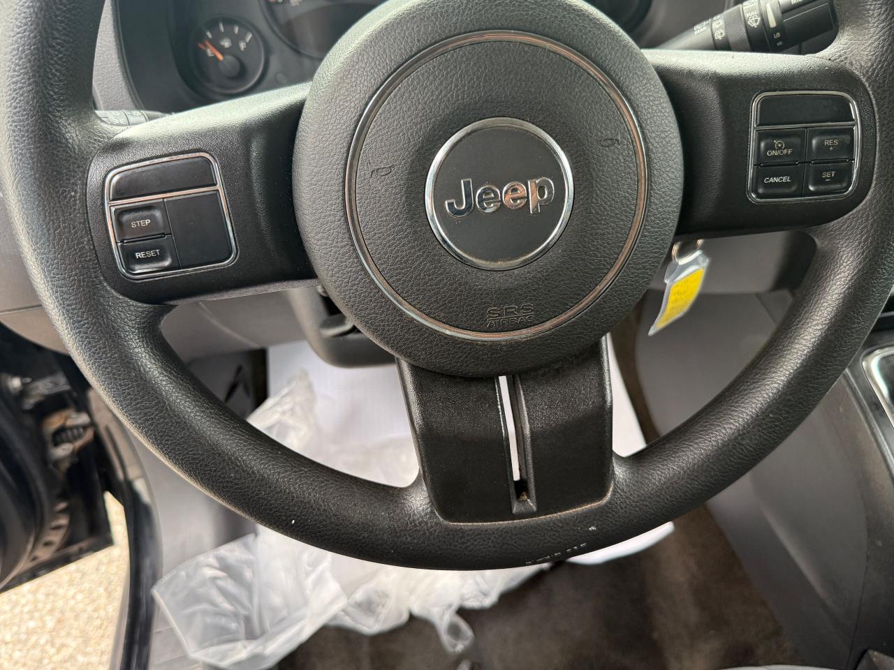 2015 Jeep Patriot north - Photo #13