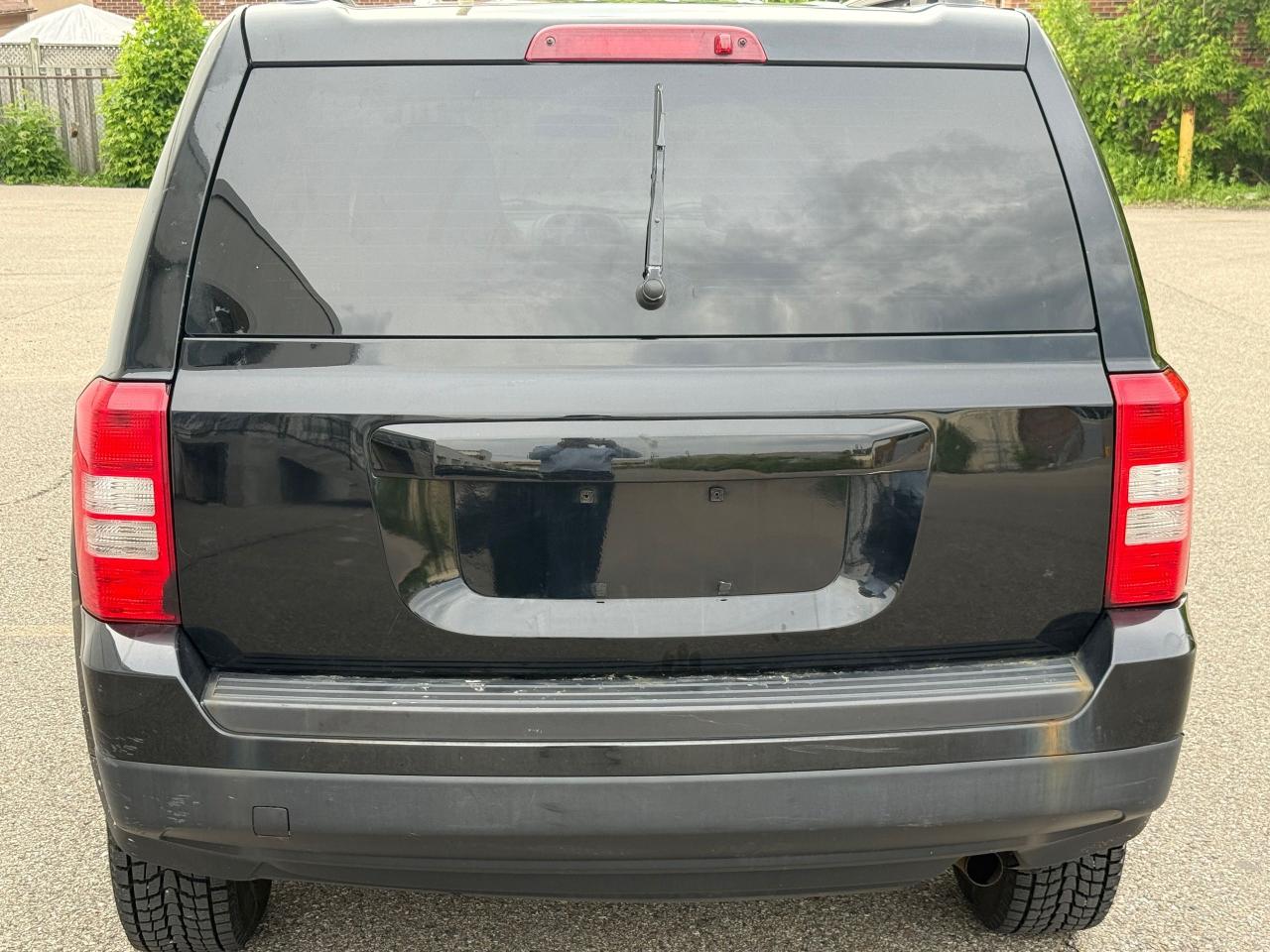 2015 Jeep Patriot north - Photo #6
