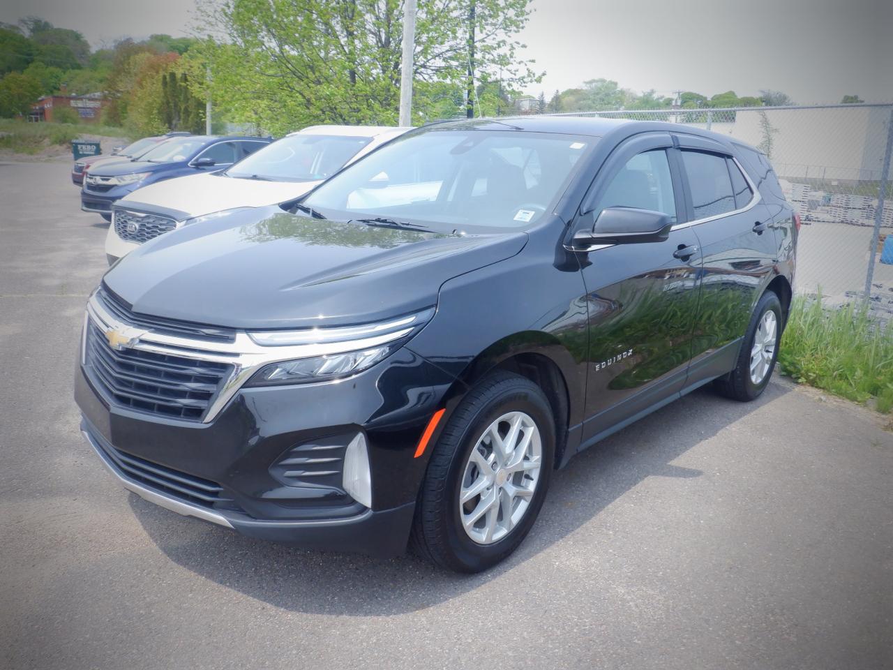 2023 Chevrolet Equinox LT - Photo #3