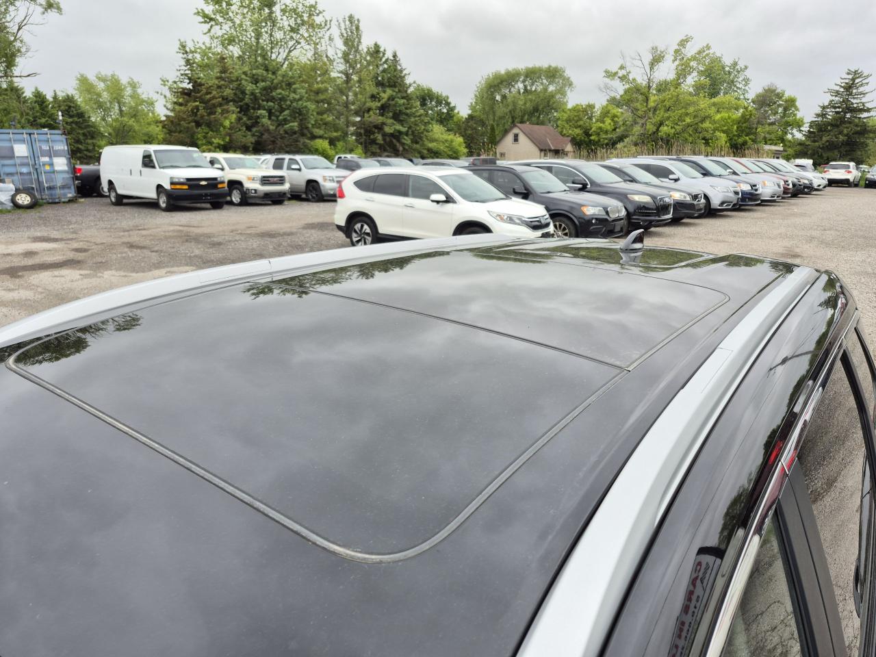 2023 Nissan Rogue AWD SV Moonroof Photo9