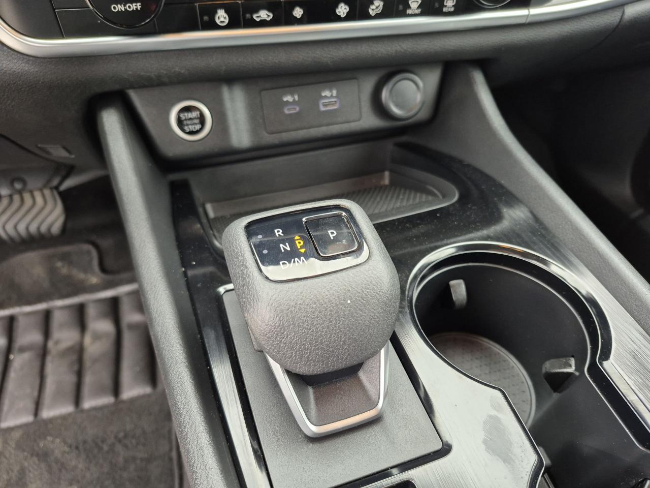 2023 Nissan Rogue AWD SV Moonroof Photo17