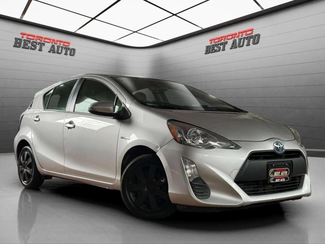 Used 2016 Toyota Prius c |HB|Technology| for sale in Toronto, ON