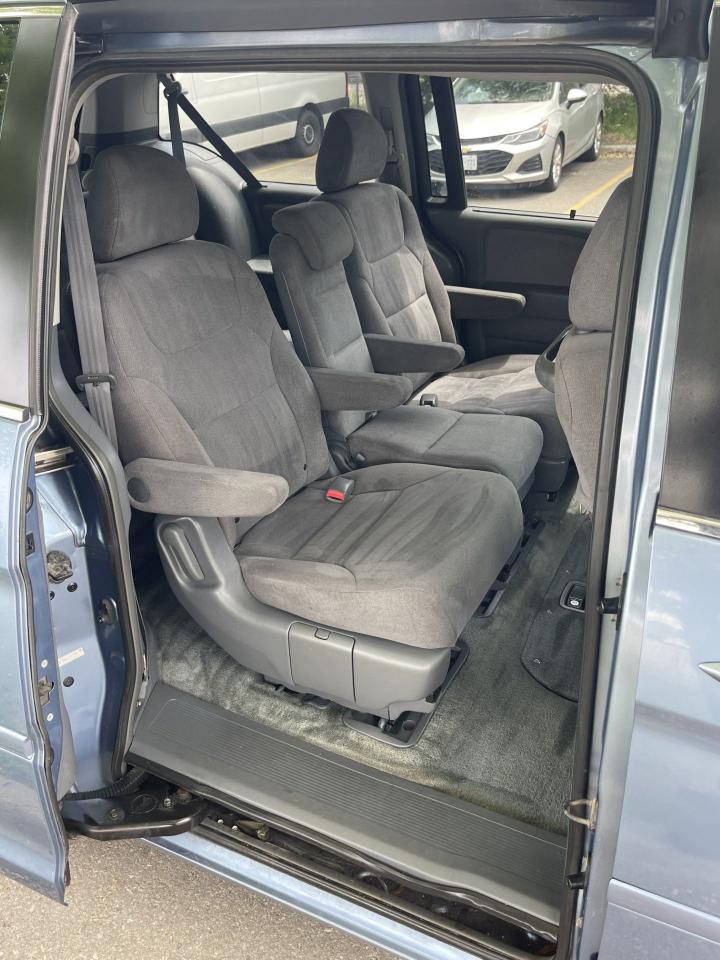2006 Honda Odyssey EX   POWER SLIDING DOORS  8 PSSENGER - Photo #8