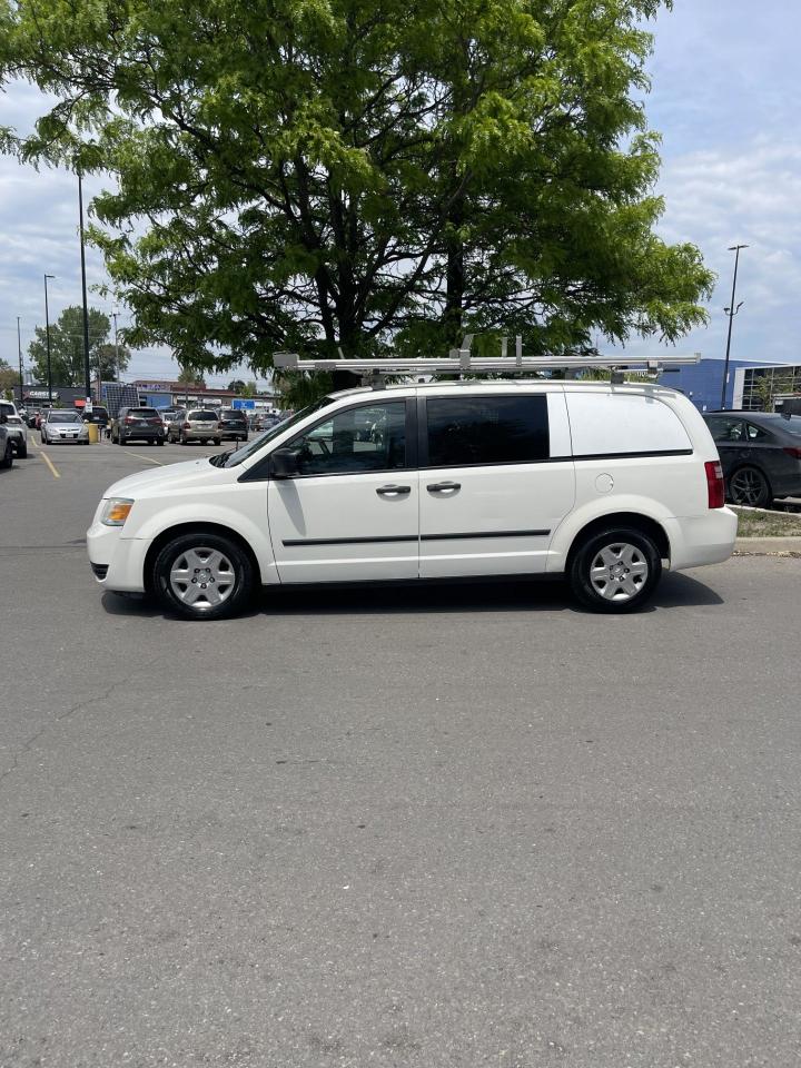 2009 Dodge Grand Caravan LADDER RACK     ELECTRIC INVERTER - Photo #2