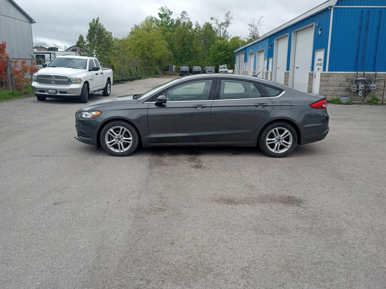 2018 Ford Fusion SE - Photo #8