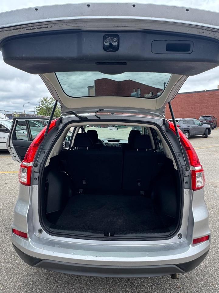 2016 Honda CR-V LX - Photo #11