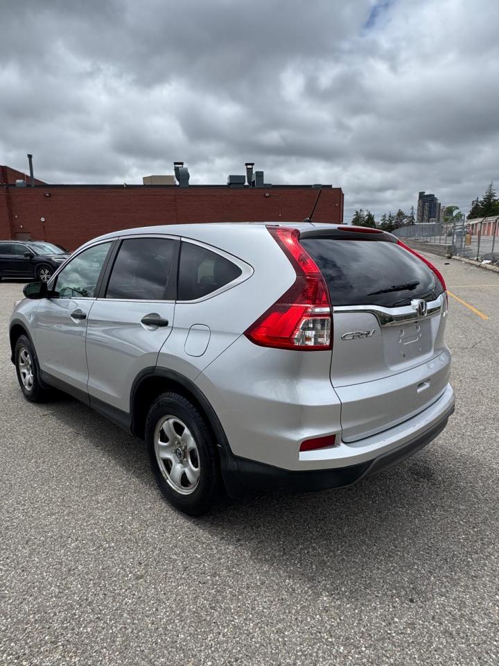 2016 Honda CR-V LX - Photo #12