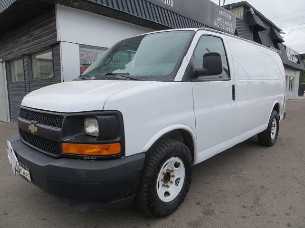 2017 Chevrolet Express Cargo Van CERTIFIED, ALL POWERED EXPRESS 2500, REAR CAMERA - Photo #2