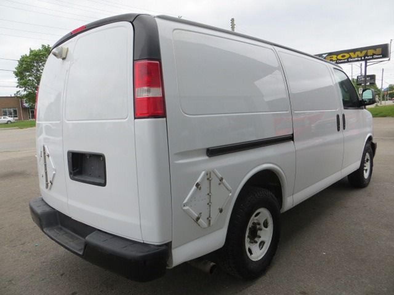 2017 Chevrolet Express Cargo Van CERTIFIED, ALL POWERED EXPRESS 2500, REAR CAMERA - Photo #7