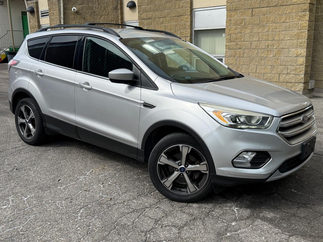 2017 Ford Escape SE - Photo #3