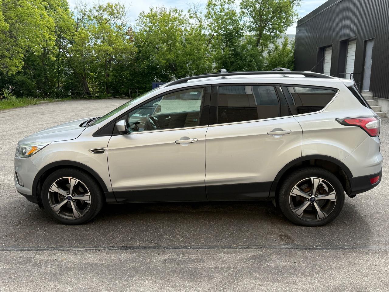 2017 Ford Escape SE - Photo #8