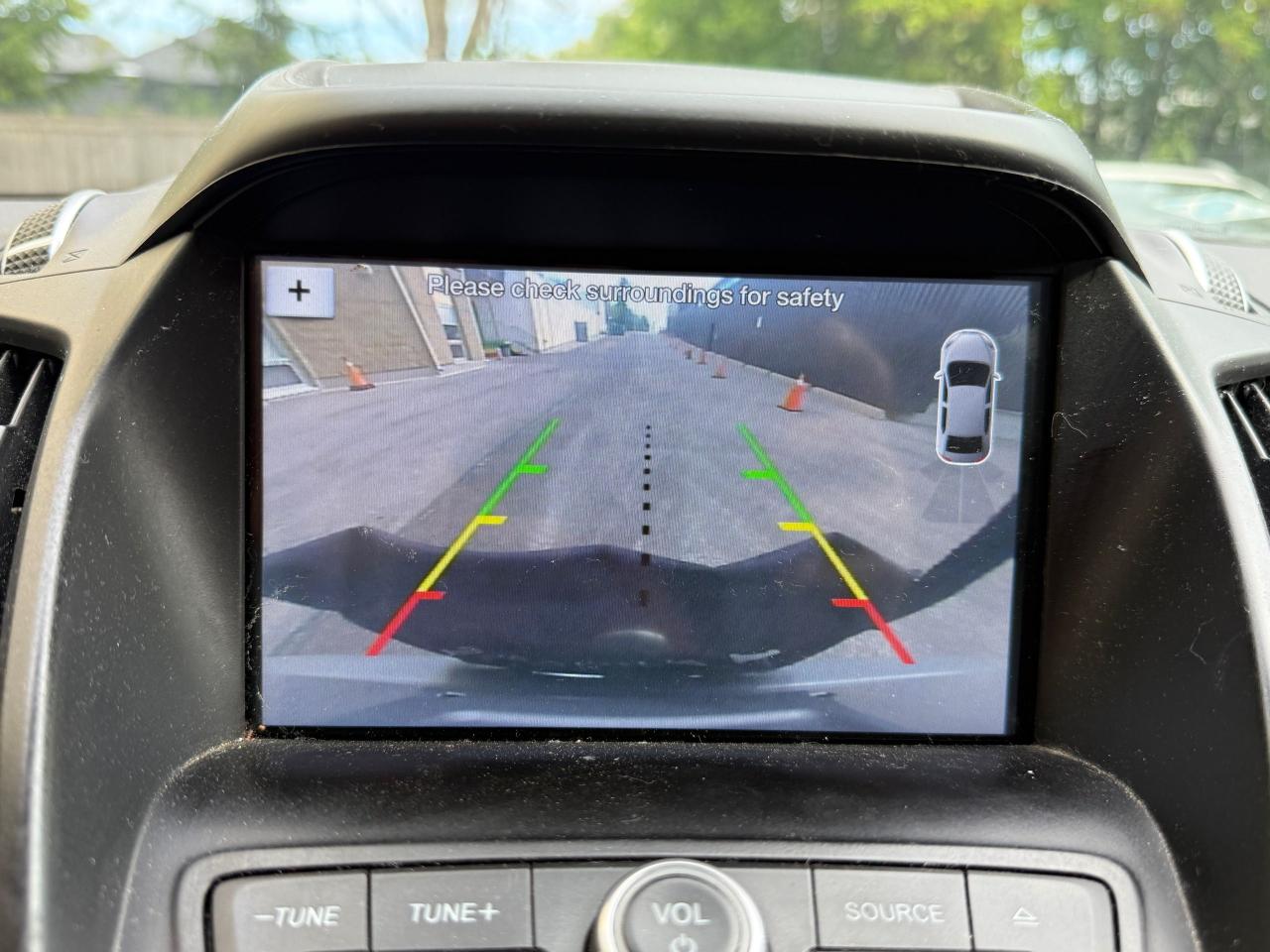 2017 Ford Escape SE - Photo #16