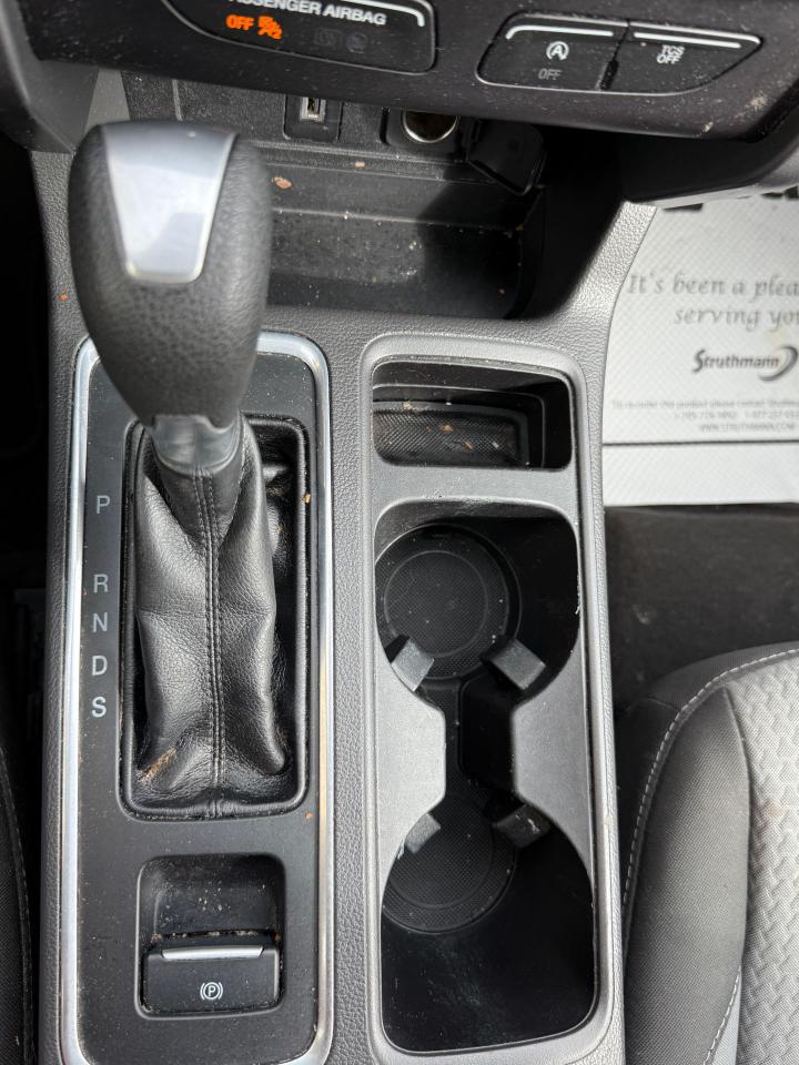 2017 Ford Escape SE - Photo #17