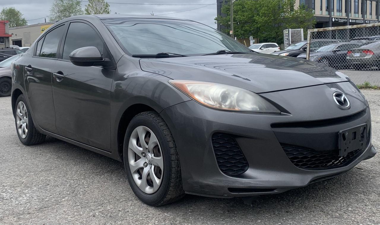 2012 Mazda MAZDA3 GX Photo