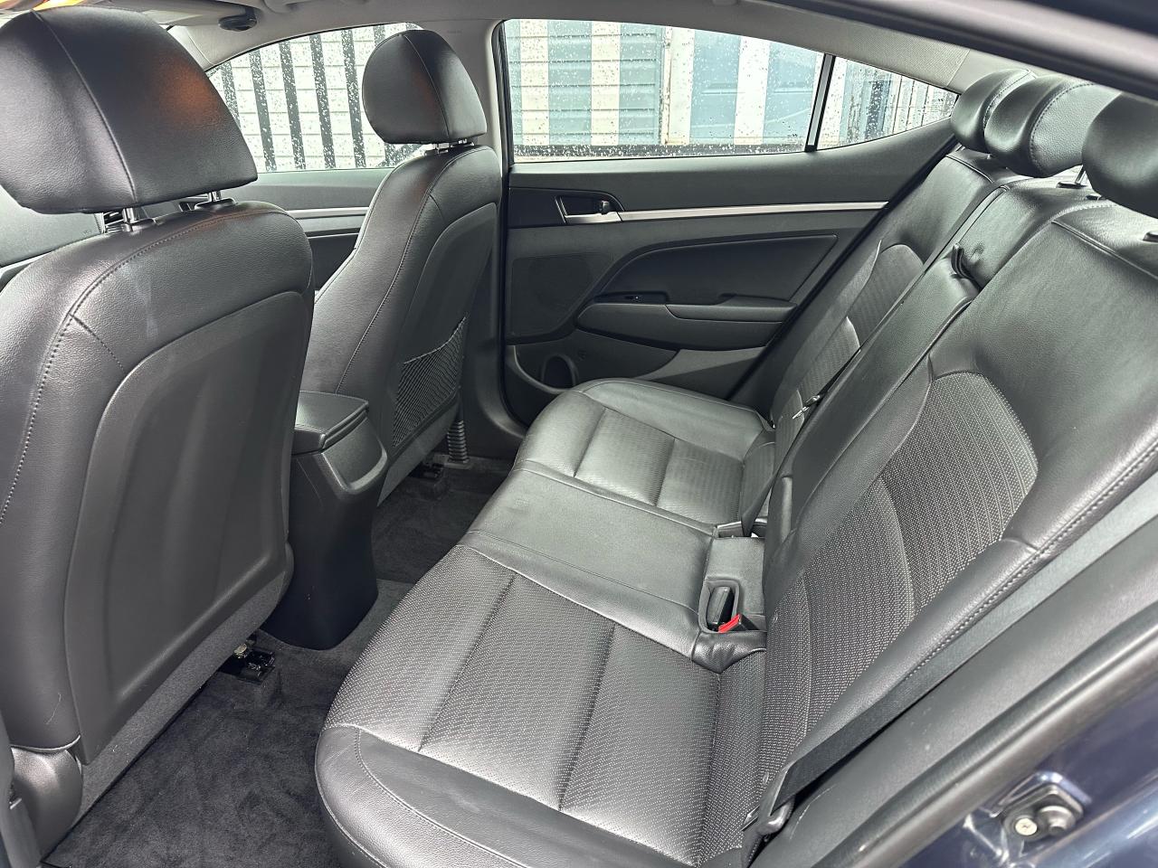 2020 Hyundai Elantra Luxury - Photo #9