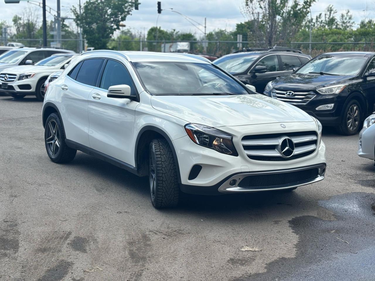 2016 Mercedes-Benz GLA GLA 250 - Photo #4