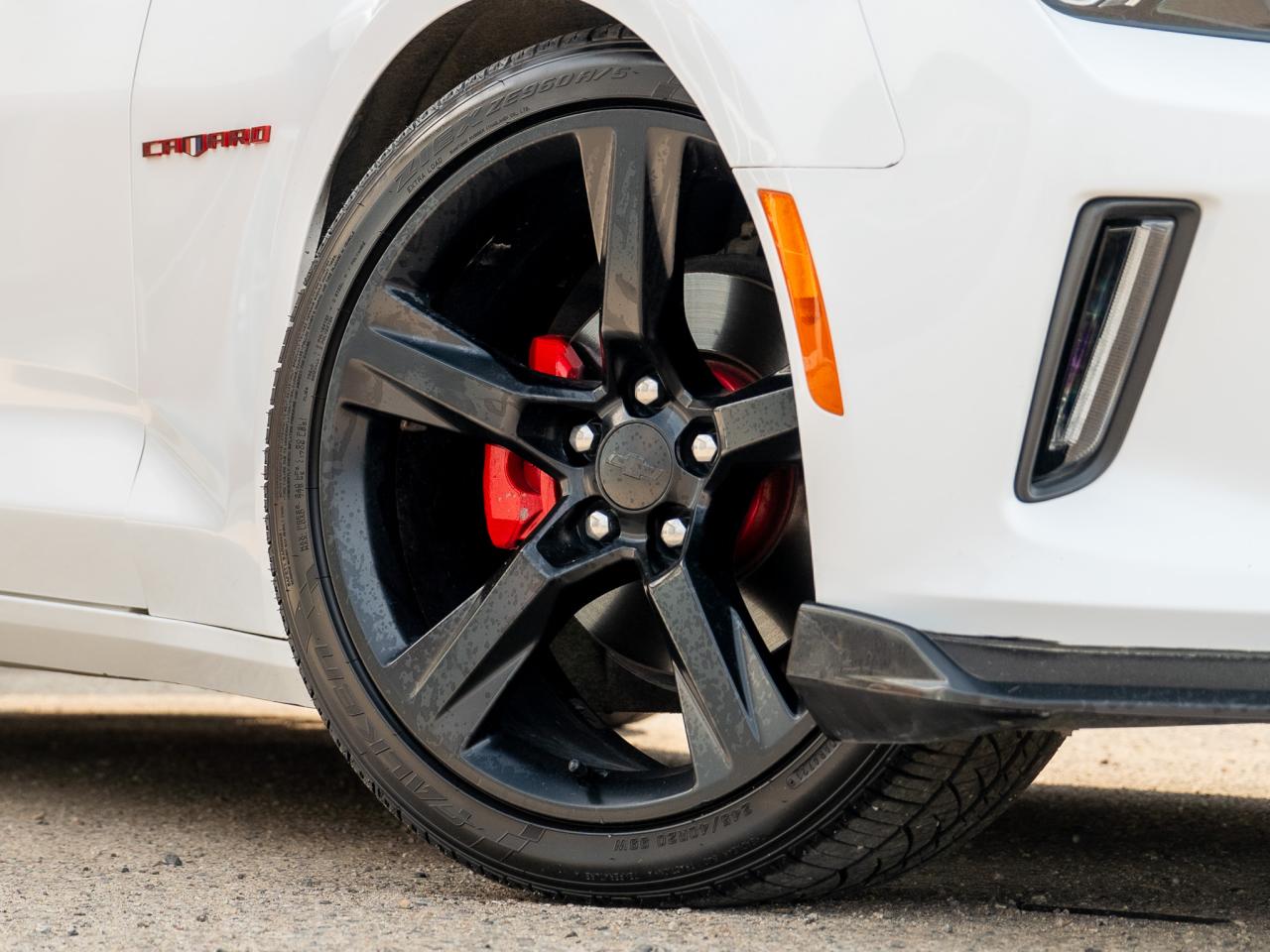 2018 Chevrolet Camaro 1LT - Photo #7