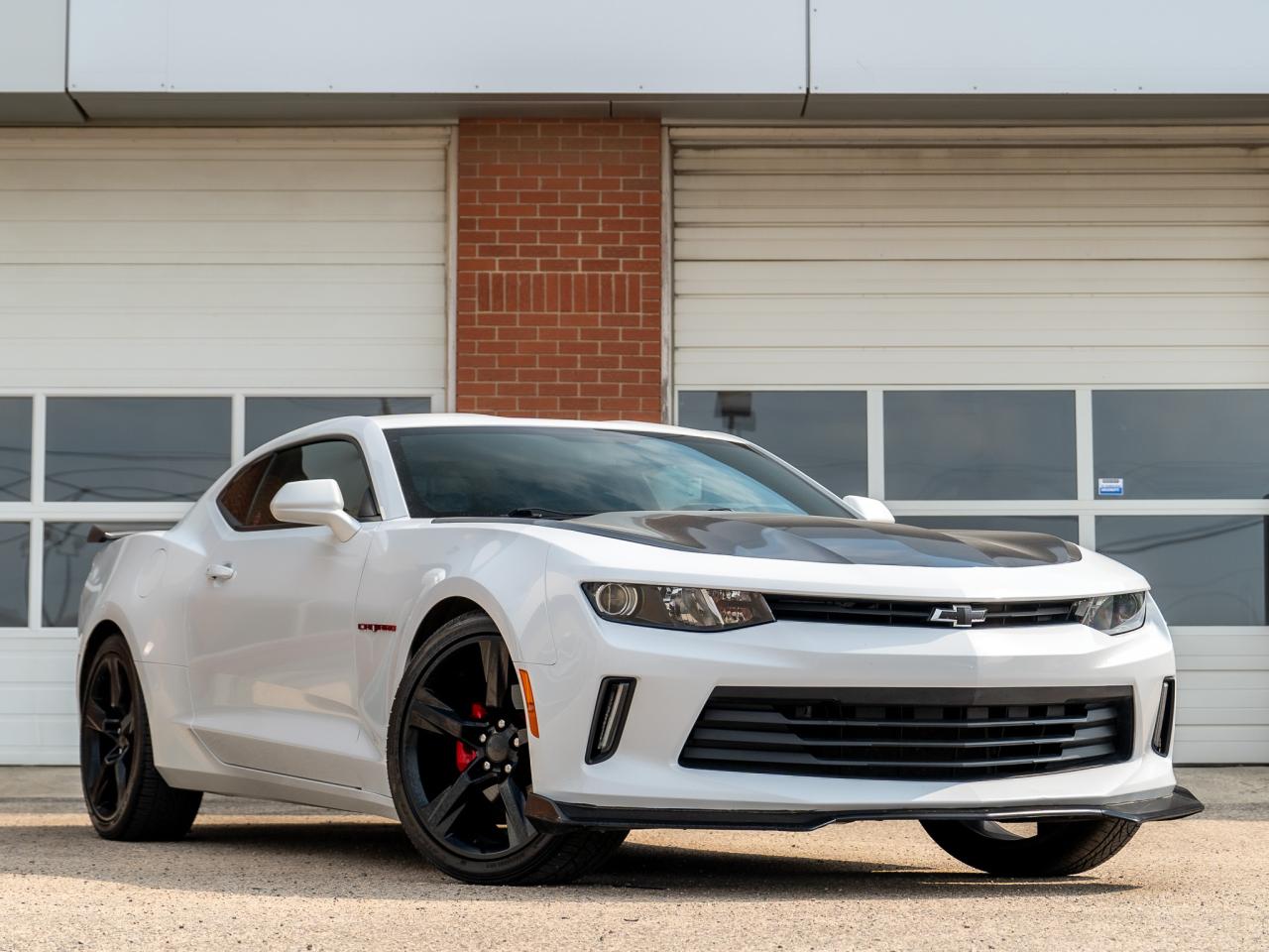 2018 Chevrolet Camaro 1LT - Photo #3