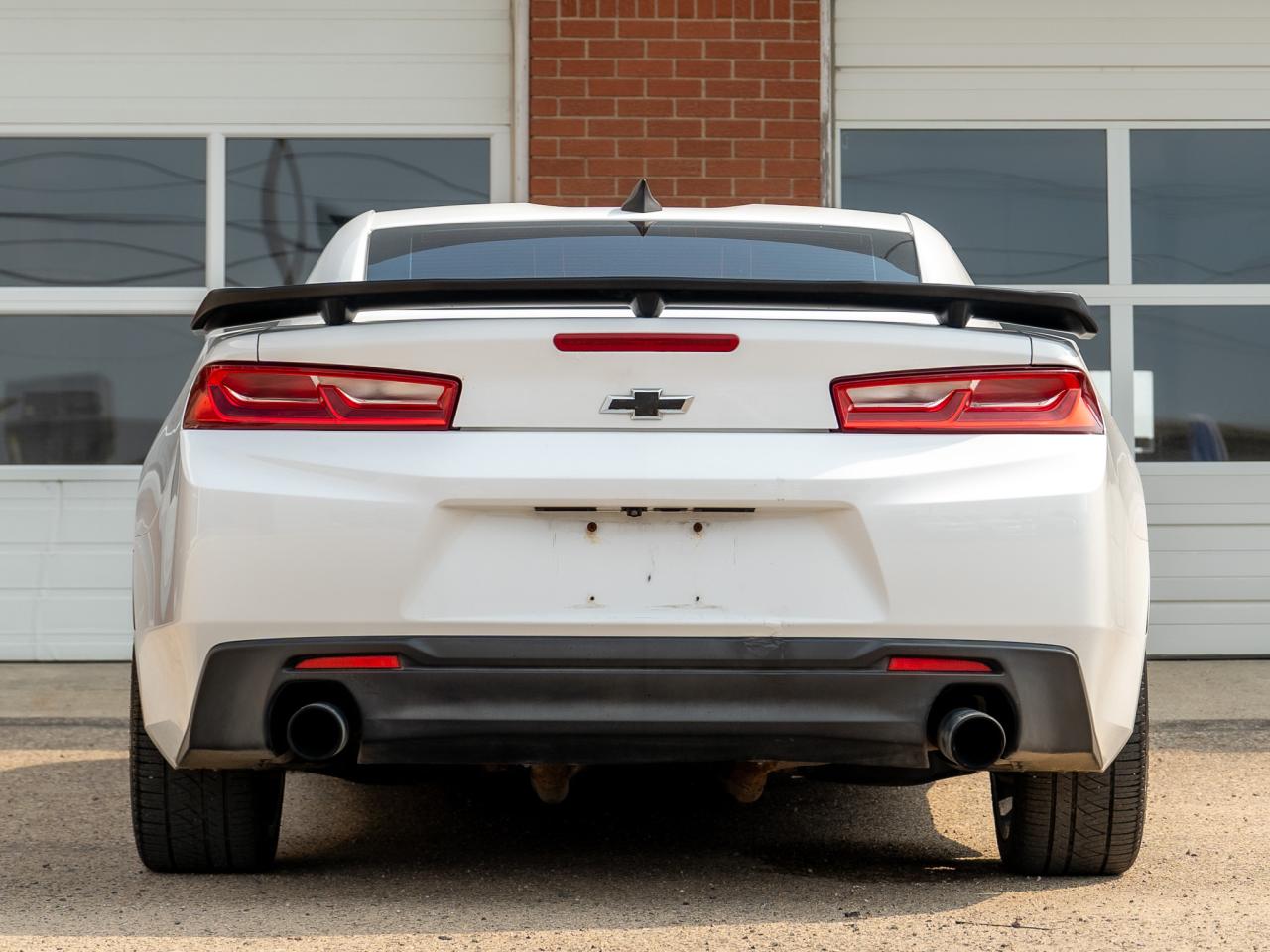 2018 Chevrolet Camaro 1LT - Photo #5