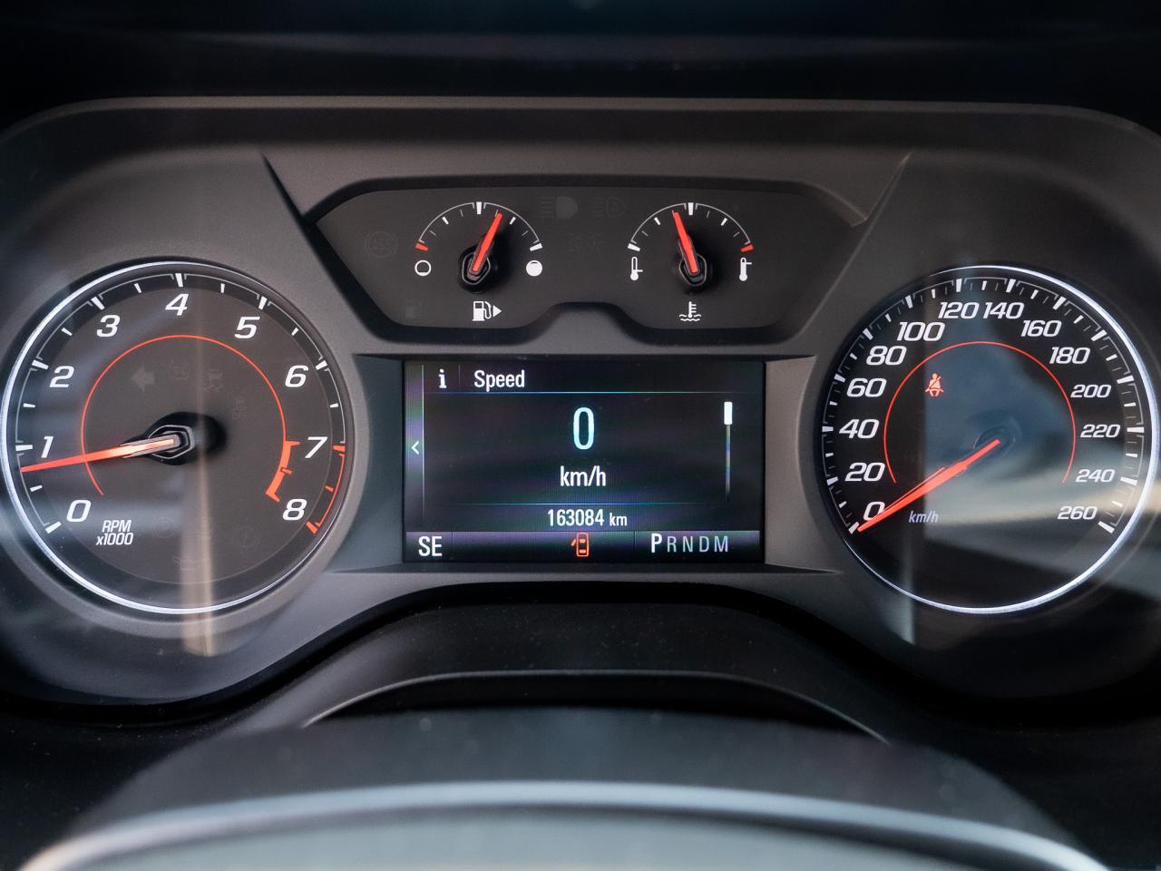 2018 Chevrolet Camaro 1LT - Photo #15