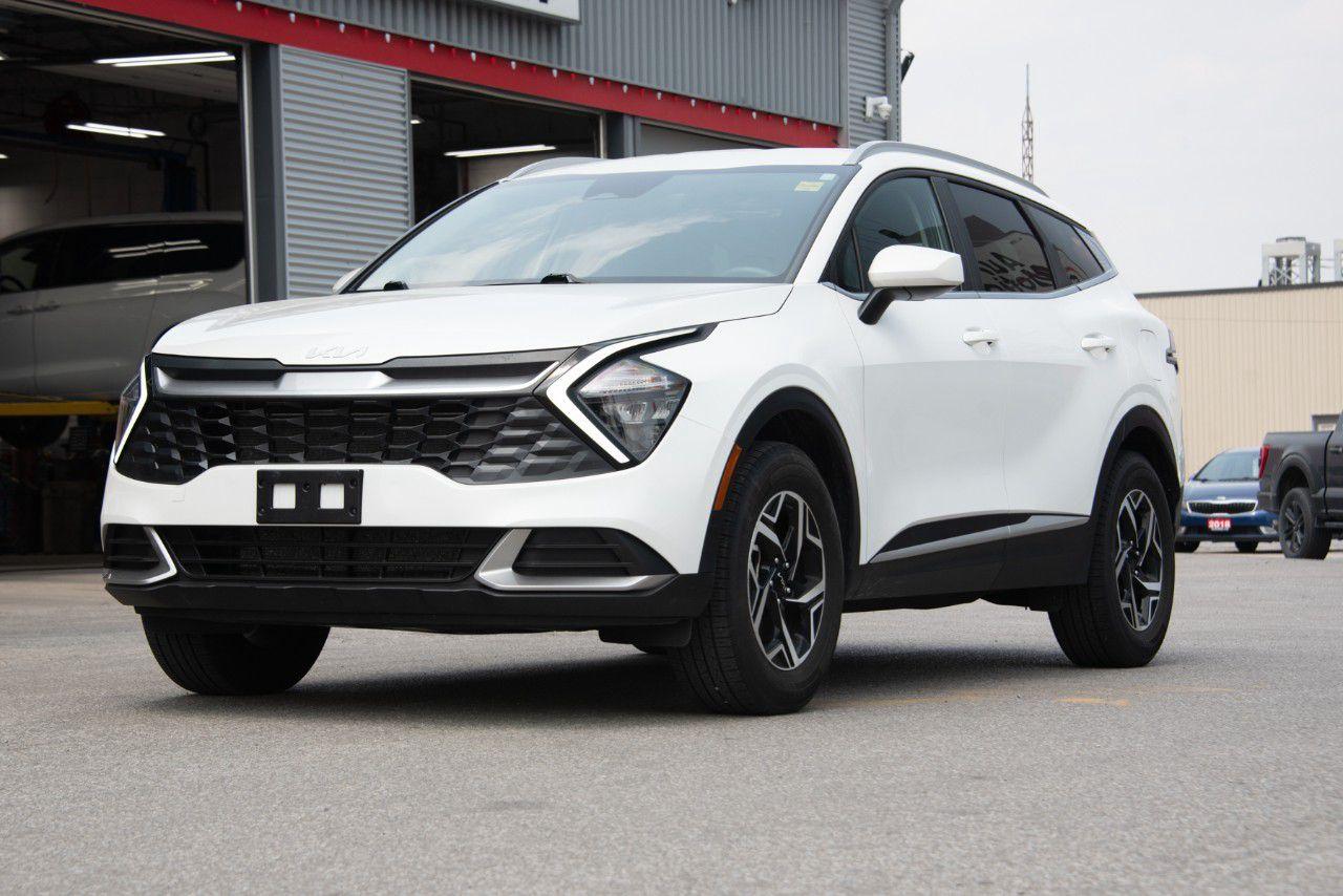 Used 2023 Kia Sportage LX for sale in Chatham, ON