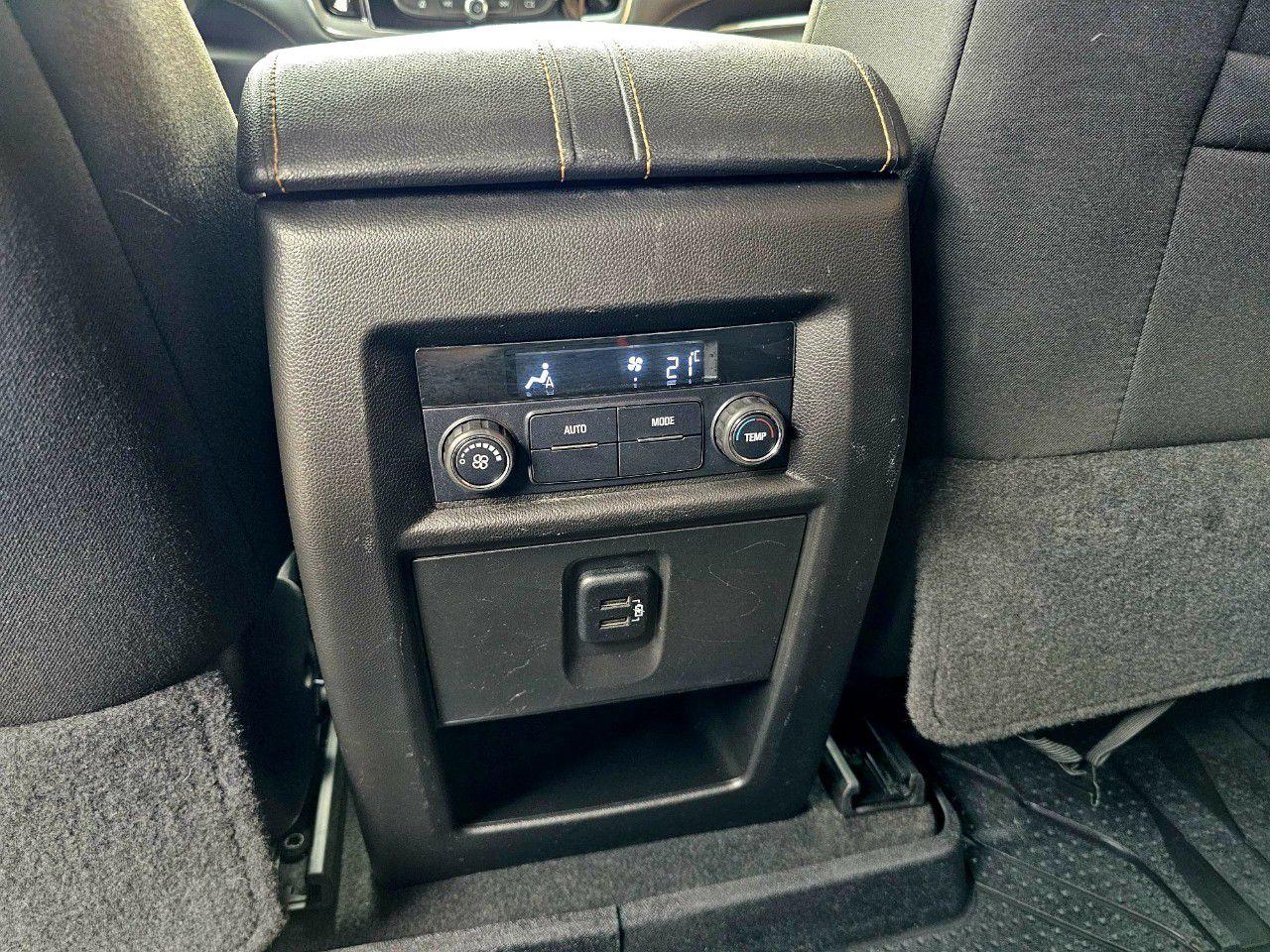 2018 Chevrolet Traverse FWD 4dr LT Cloth w/1LT - Photo #17