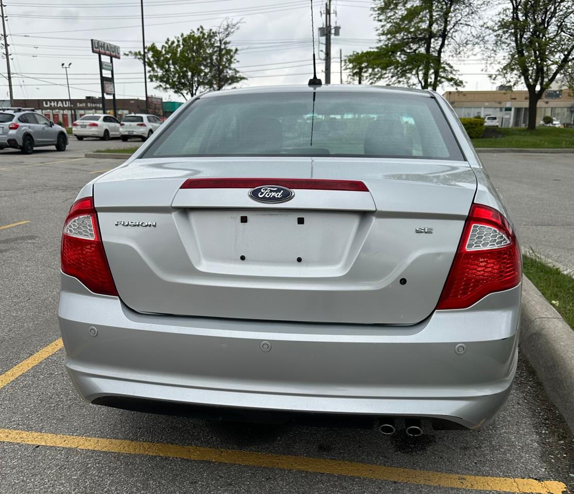 2010 Ford Fusion SE - Photo #13
