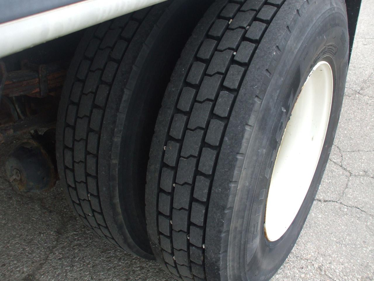 2013 Ford F-750 F-750,Cummins Engine.Air Brakes,Liftgate,Certified - Photo #20
