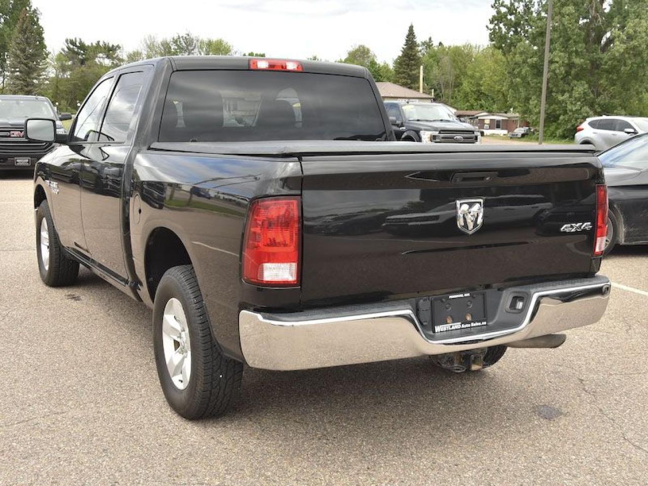 2018 RAM 1500 ST - Photo #4