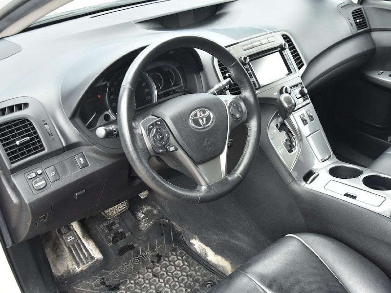 2014 Toyota Venza LIMITED - Photo #5