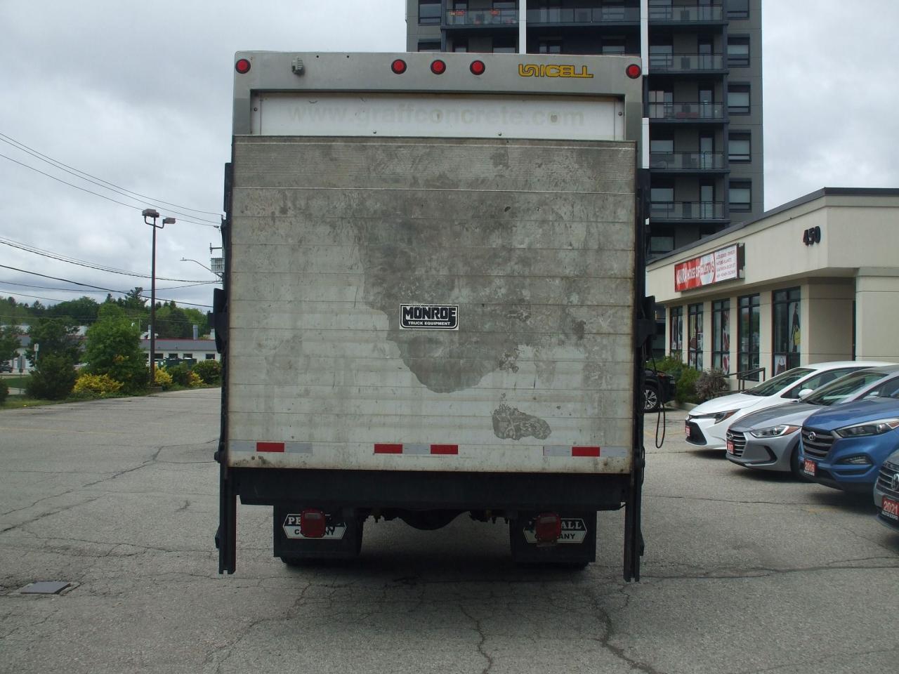 2013 Ford F-750 F-750,Cummins Engine.Air Brakes,Liftgate,Certified
