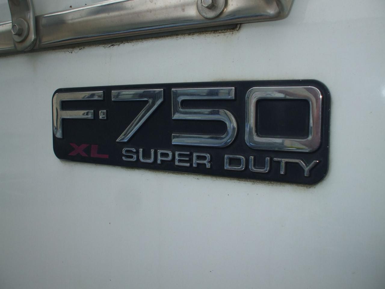 2013 Ford F-750 F-750,Cummins Engine.Air Brakes,Liftgate,Certified