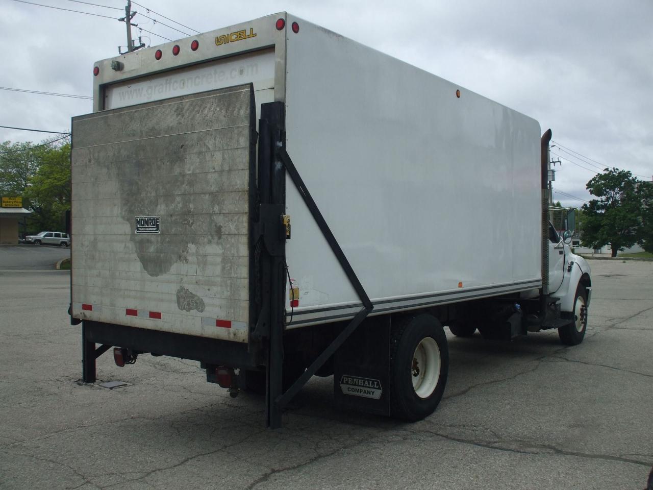 2013 Ford F-750 F-750,Cummins Engine.Air Brakes,Liftgate,Certified