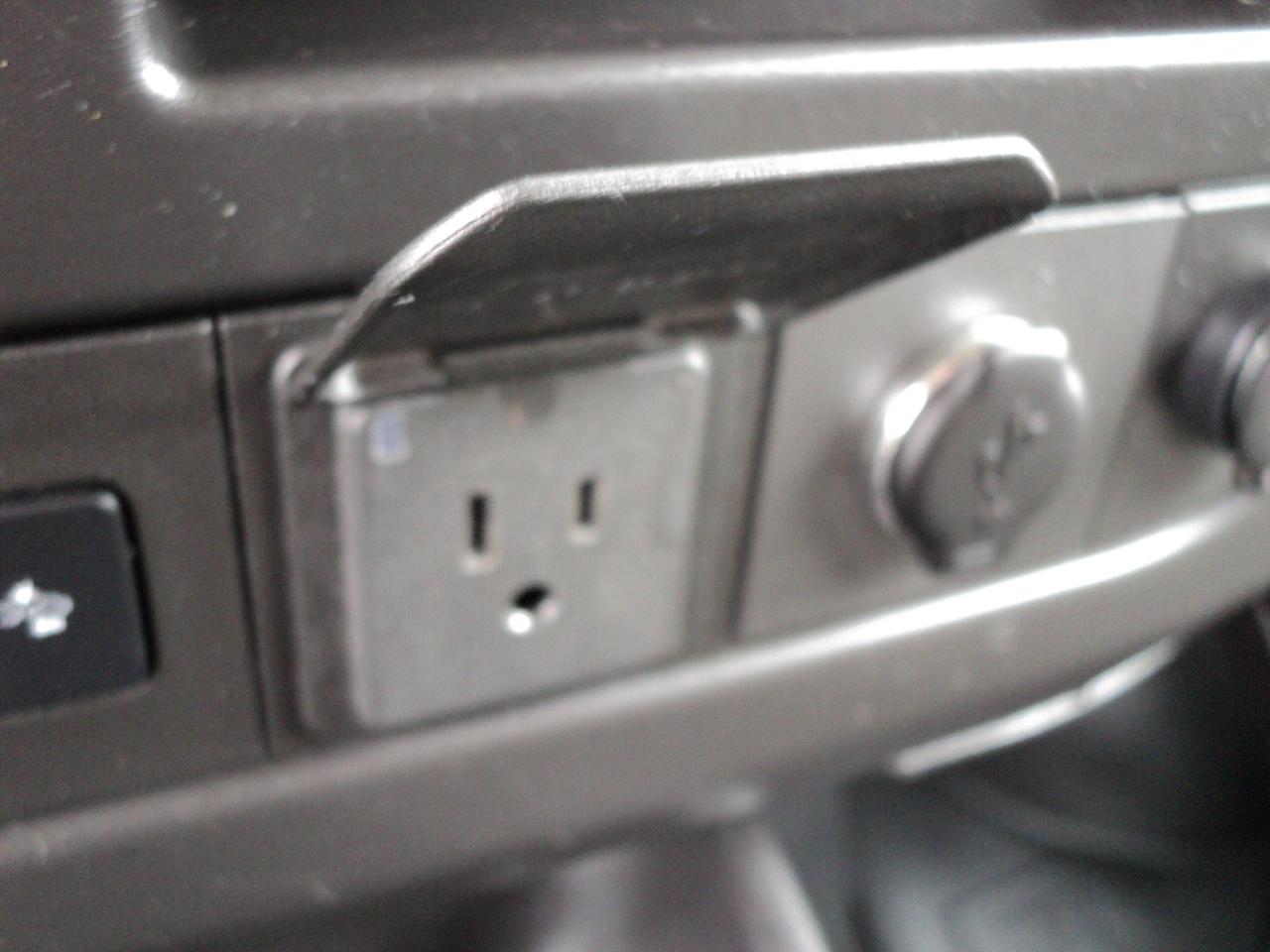 2022 Chevrolet Express LT2500 RWD 6.6L8cylGas12Passenger 135"WB BackUpCam - Photo #23