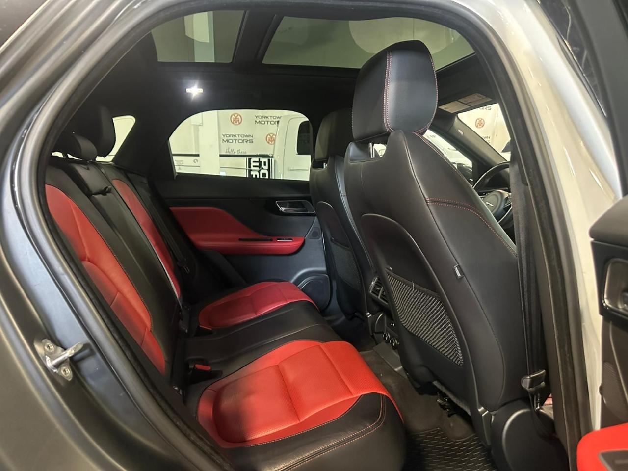 2018 Jaguar F-PACE AWD | R-Sport | SUNROOF | REMOTE START - Photo #37