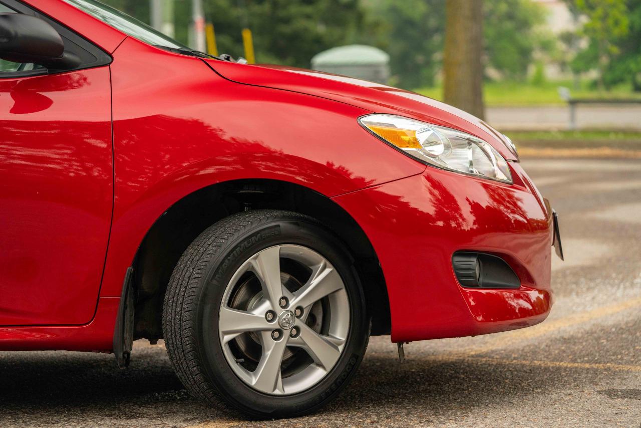 2014 Toyota Matrix BASE - Photo #11