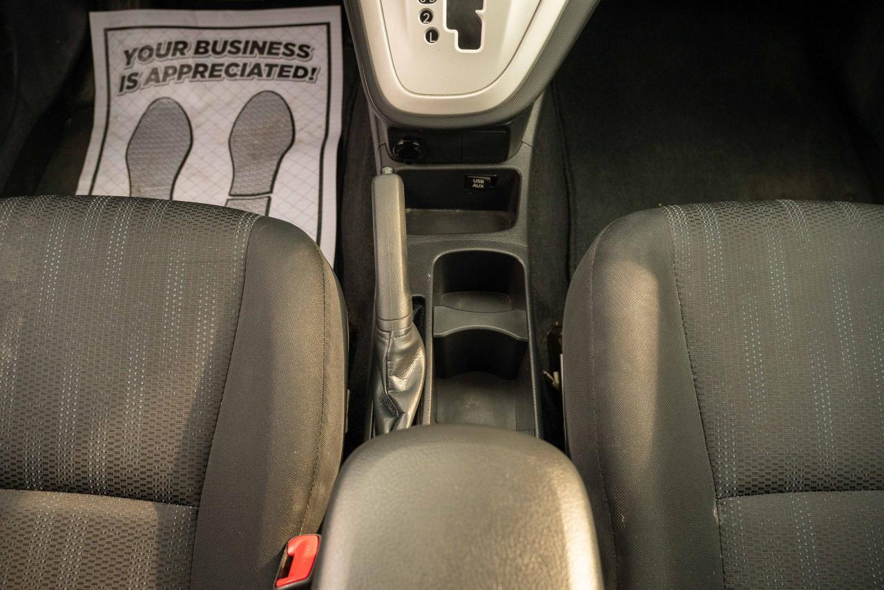2014 Toyota Matrix BASE - Photo #40
