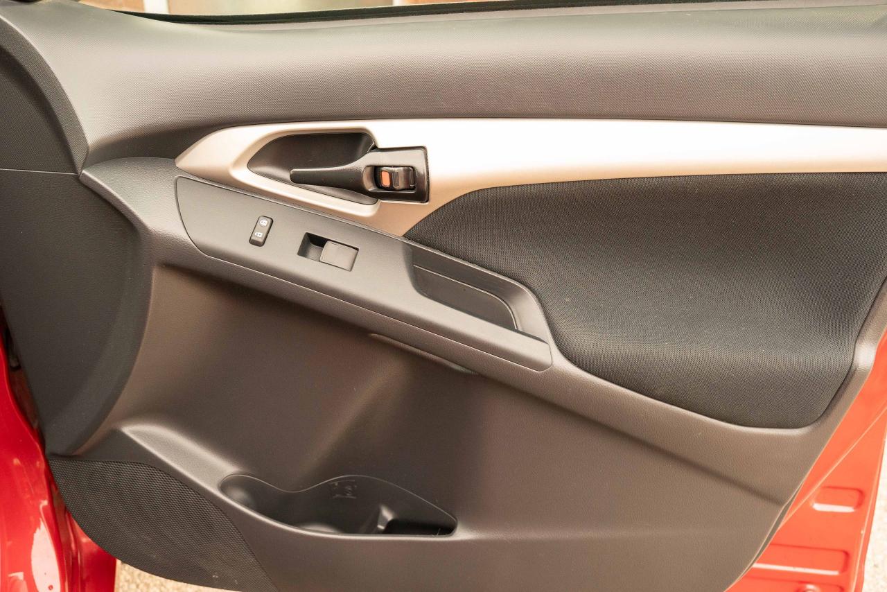 2014 Toyota Matrix BASE - Photo #50