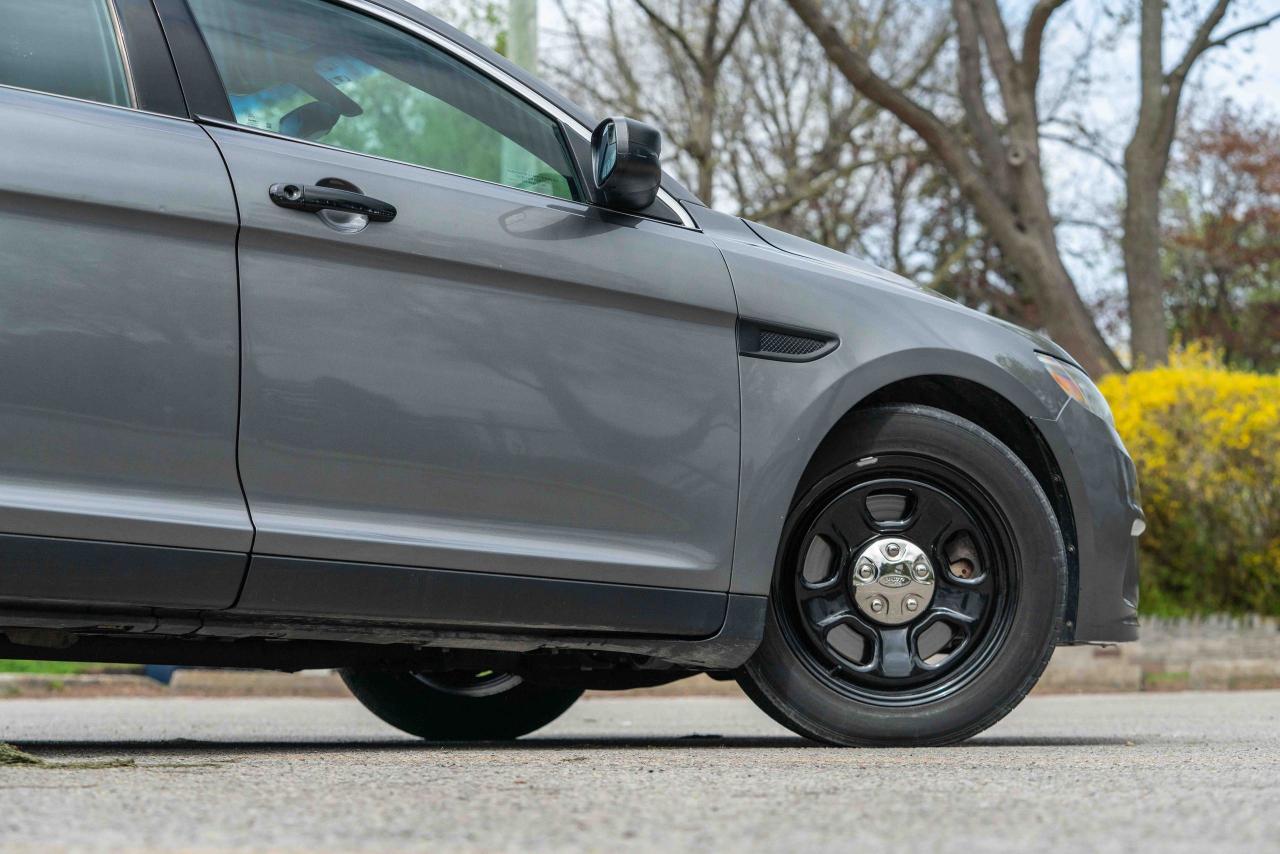 2016 Ford Taurus AWD POLICE INTERCEPTOR SEDAN - Photo #11