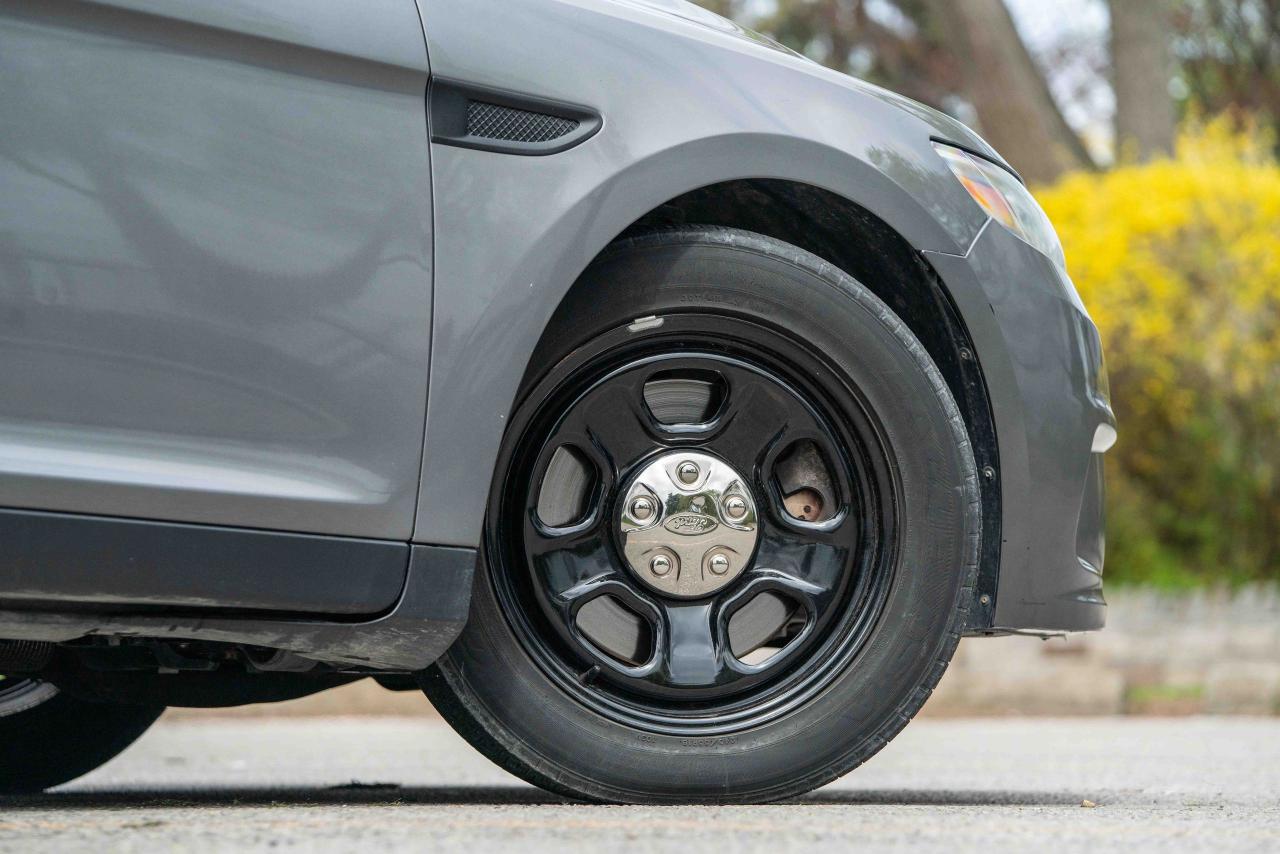 2016 Ford Taurus AWD POLICE INTERCEPTOR SEDAN - Photo #12