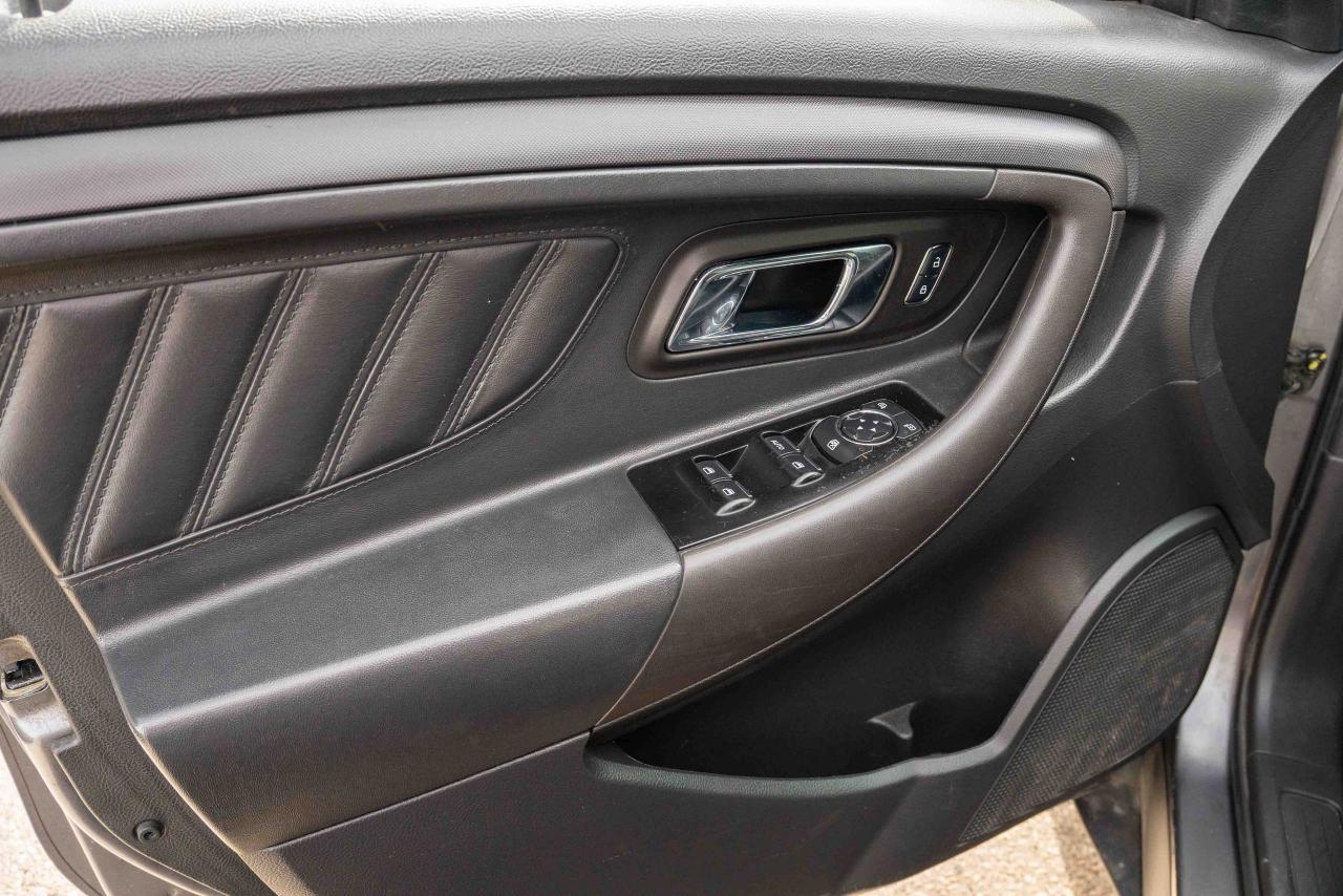 2016 Ford Taurus AWD POLICE INTERCEPTOR SEDAN - Photo #23