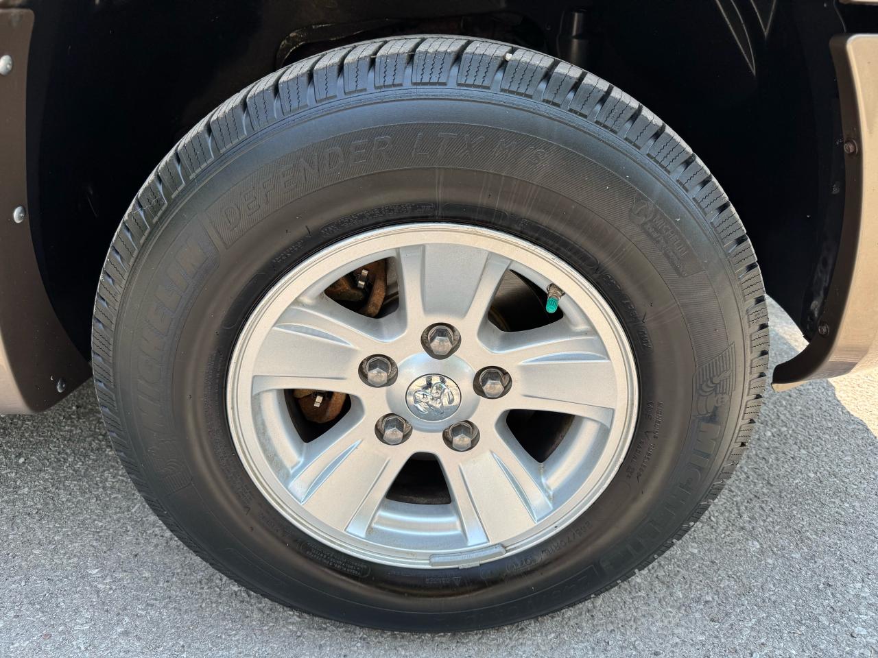 2009 Dodge Dakota SXT - Photo #18